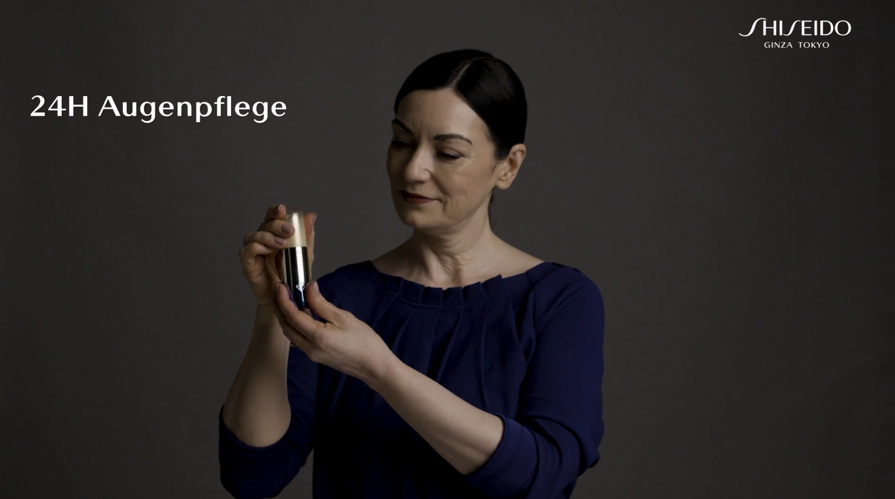 Entdecke unsere Vital Perfection Uplifting and Firming Eye Cream