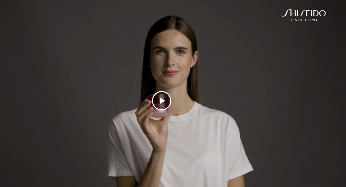 Entdecke unsere Essential Energy Hydrating Day Cream