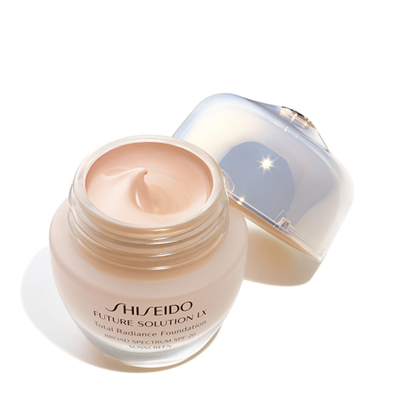 Total Radiance Foundation SPF 15, 11