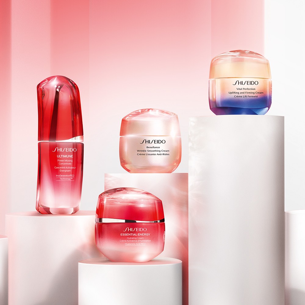 Uplifting and Firming Cream, 