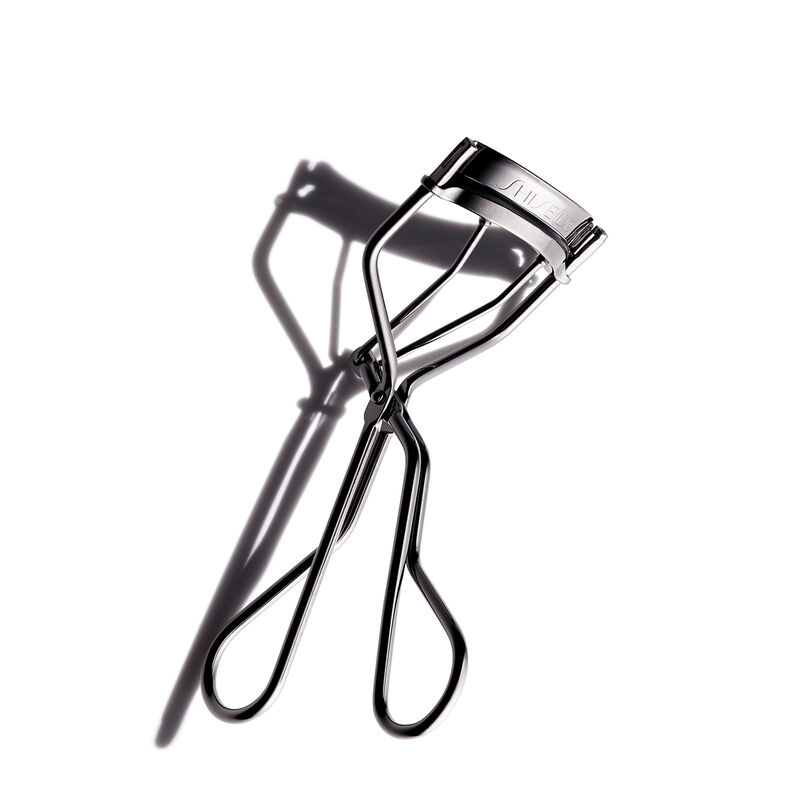 Eyelash Curler & WASO YUZU-C Eye Awakening Essence Bundle, 