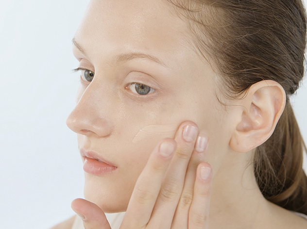 Sonnenschutz BB-Cream auftragen: Vorher - nachher | SHISEIDO