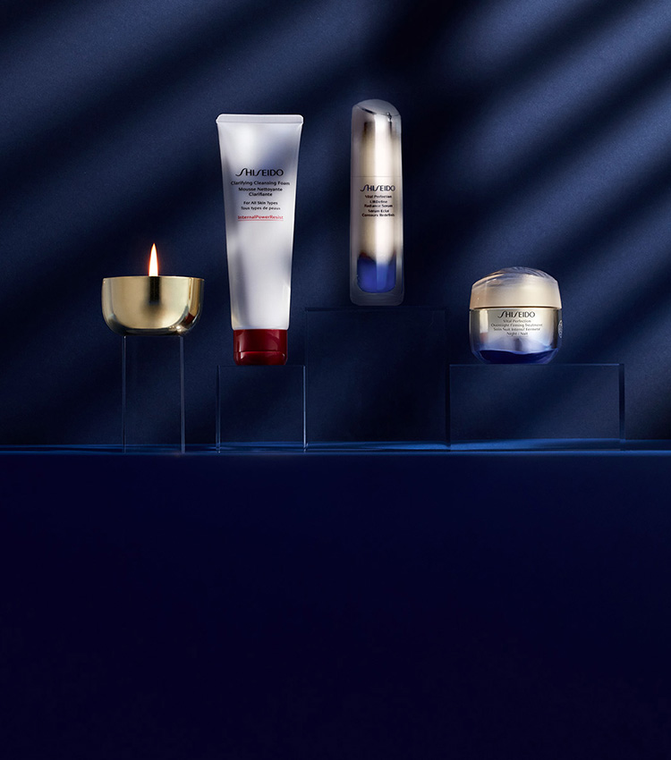 Erlebe eine revitalisierend Hautpflege-Routine mit unseren Bestsellern!